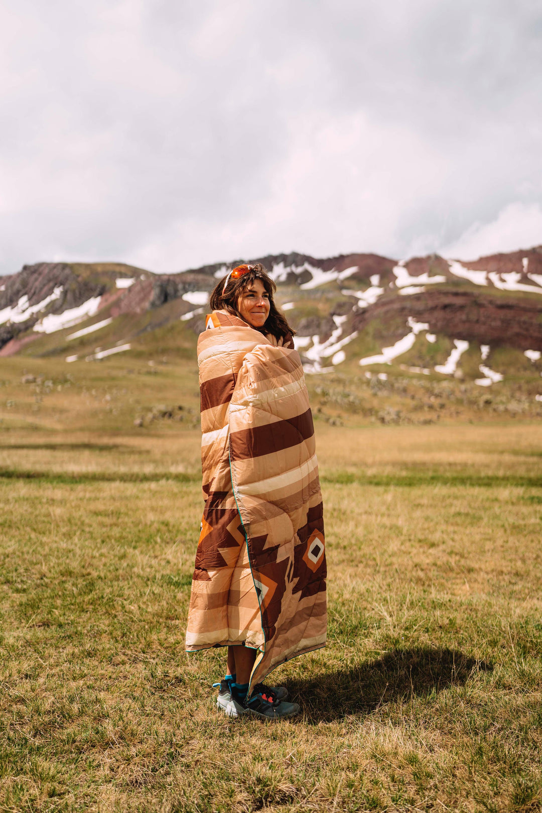 Navajo beige camper quilt